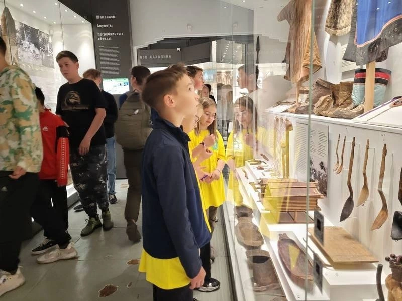 Более 350 юных сахалинцев этим летом стали социальными туристами