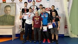 Борцы с Сахалина завоевали семь наград на всероссийском турнире в Брянске