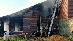 Люди пострадали в пожаре 27 сентября на улице 1-й Октябрьской в Южно-Сахалинске 