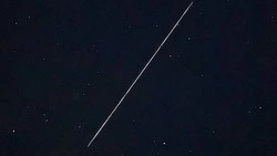 Спутники Илона Маска напугали отдыхающих на побережье Анивы