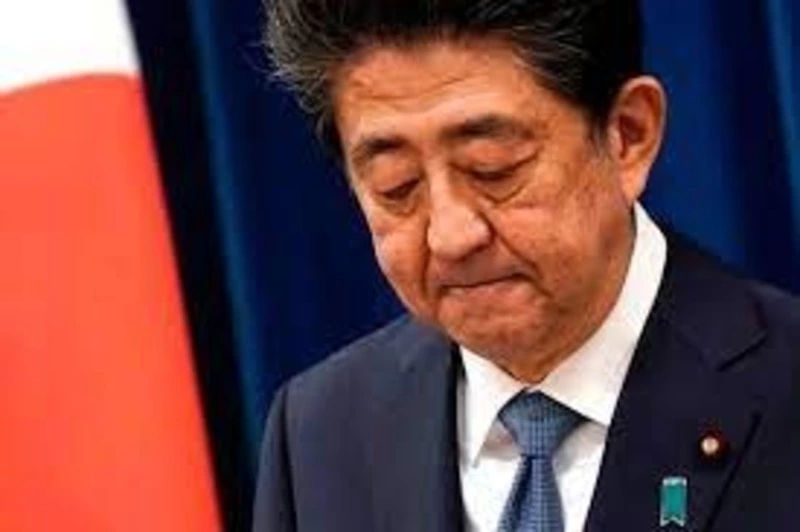 В Синдзо Абэ стрелял неизвестный мужчина на встрече с жителями города в Японии