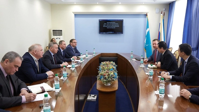 Мэр Южно-Сахалинска встретился с представителями именитых стройкомпаний