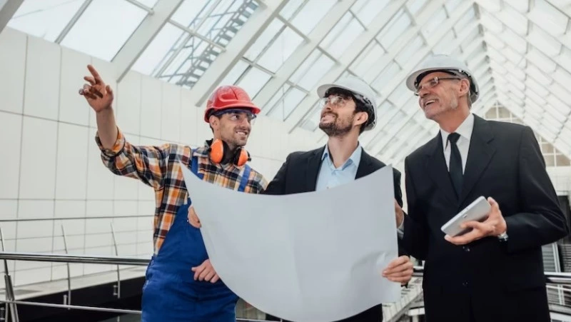 Инженерам и механикам на Сахалине готовы платить до 300 тысяч рублей в месяц