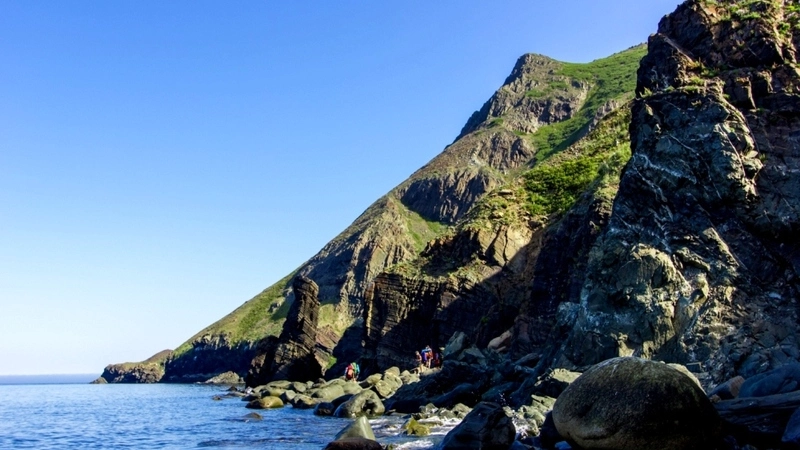 Три мыса на Курилах получили названия