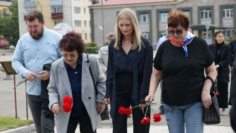 День памяти и скорби объединил район