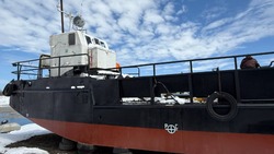 Самоходную баржу спустят на воду в Поронайске 