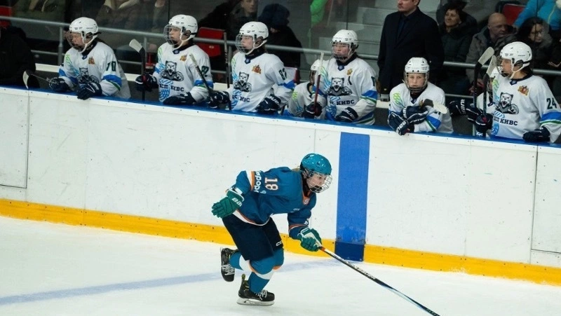 ЖХК «Сахалин» разгромил «СКСО» на домашнем льду со счетом 6:1