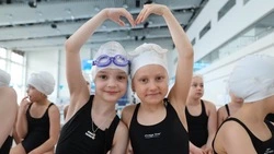 На Сахалине стартовало первенство по синхронному плаванию