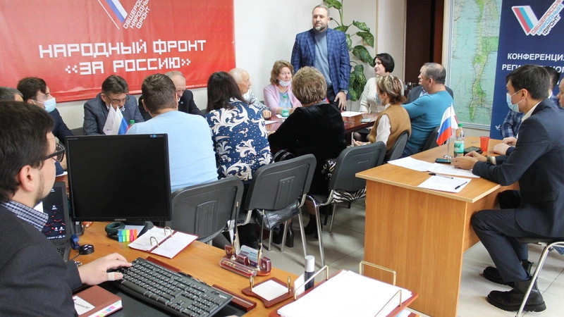 Сахалинский «Народный фронт» направит более 20 предложений губернатору