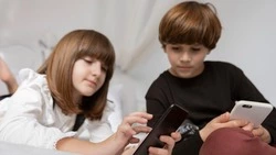 ВТБ предупреждает: 3 самые популярные схемы обмана детей мошенниками