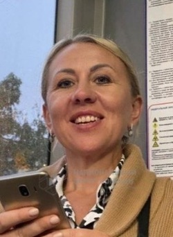 Родственники и полиция разыскивают 44-летнюю южносахалинку с длинным каре 