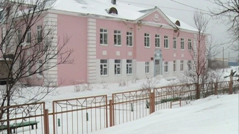 Шахтерские школьники не хотят переезжать в новую школу