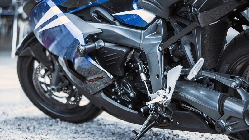 Двое подростков угнали мотоцикл за 100 тысяч рублей в Шахтерске 