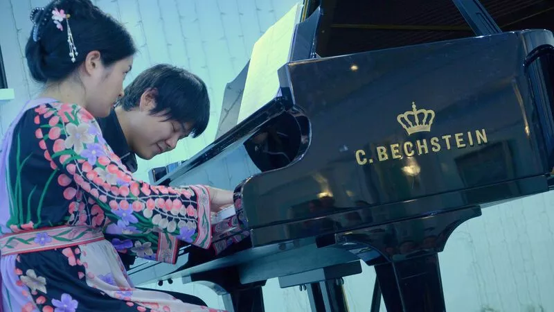 Японские пианисты покорили сердца меломанов Южно-Сахалинска