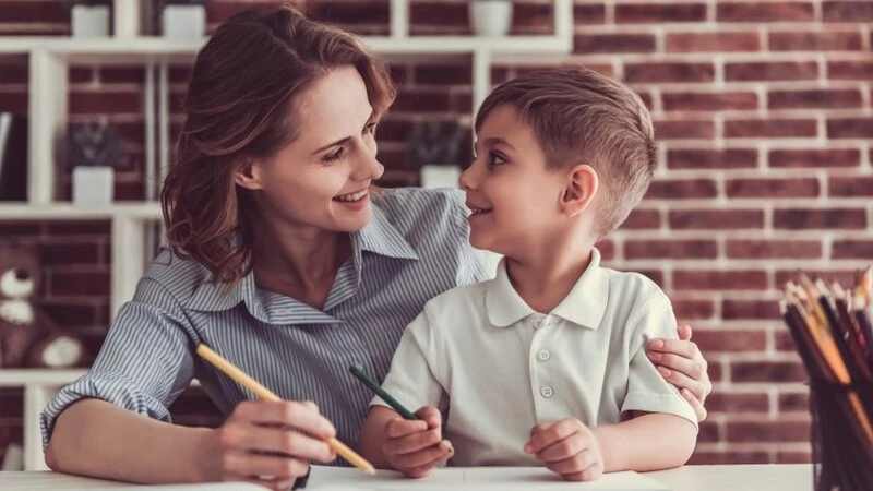Сахалинских мам зовут получить востребованную современную профессию