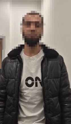 В аэропорту Южно-Сахалинска задержали нелегального мигранта из Таджикистана
