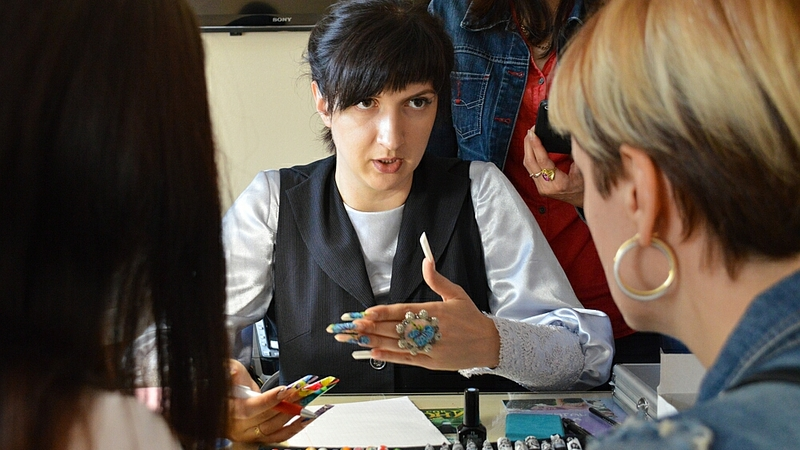 Сахалинские мастера красоты повышают профессионализм