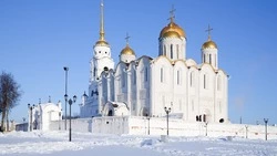 Церковный праздник 28 ноября 2025: традиции, строгие запреты и народные приметы дня