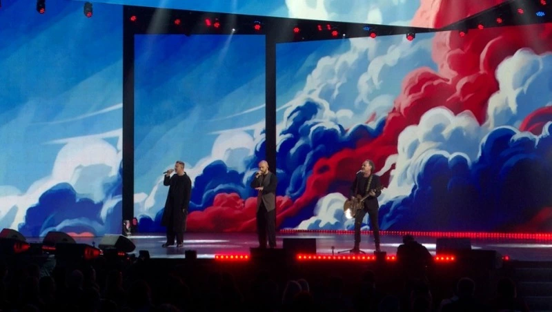 В Южно-Сахалинске прошел масштабный музыкально-патриотический фестиваль «Своих не бросаем» - Центр внимания 20.02.26