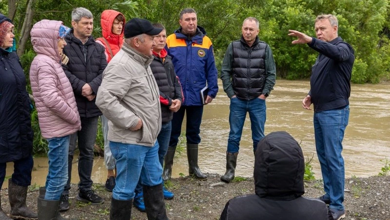 Мэр Южно-Сахалинска выехал во Владимировку для оценки ситуации после циклона