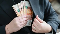 Озвучили подробности дела о мошенничестве: экс-пристав с Курил похитила премии сотрудников