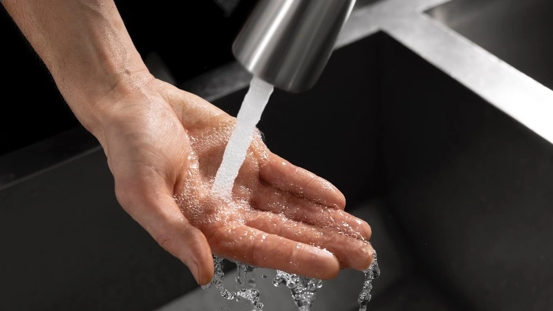 Дома на десяти улицах Южно-Сахалинска останутся без холодной воды 15 августа