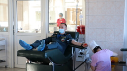 Сахалинские спасатели поделились кровью и плазмой с будущими жертвами ЧП