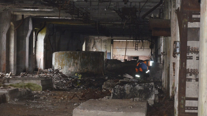 Количество погибших при обрушении здания в Поронайске достигло трех человек