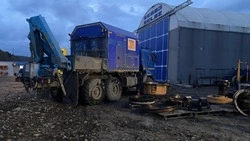 КамАЗ сбил пешехода на закрытой территории в Углегорском районе