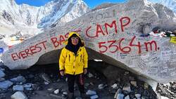 Сахалинец в 64 года поднялся на Эверест — как это было?