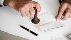 В Южно-Сахалинске поймали очередного водителя-иностранца с поддельными правами