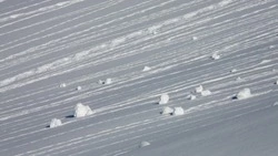 МЧС предупредило об опасности схода лавин на Сахалине 9 марта