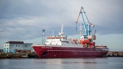 Больше 220 млн рублей выделят на морские перевозки между Сахалином и Курилами