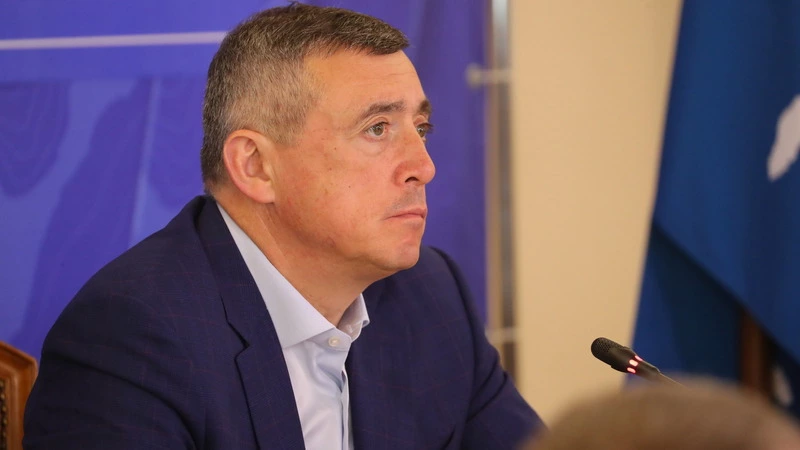 Губернатор Сахалина велел снести дом, который стесняет мэра и нервирует людей