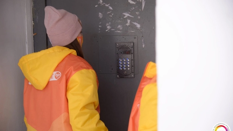 #МыВместе: волонтеры Южно-Сахалинска развозят лекарства пенсионерам