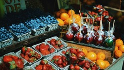 Хлеб, мясо, напитки: график работы предприятий Южно-Сахалинска в новогодние праздники
