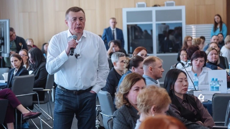 Губернатор дал указание активизировать надзор за снабжением инсулином населения Сахалинской области