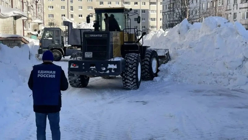 Волонтеры проверили качество уборки снега в районах Сахалинской области