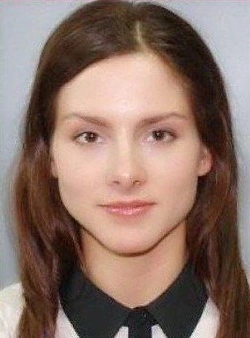 Женщину с большим шрамом на теле нашли в Холмском районе