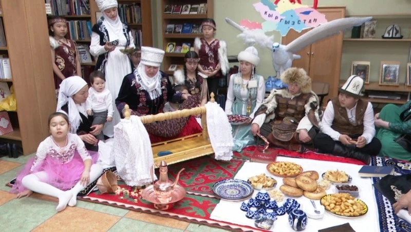 Кыргызская колыбель «Бещик» и национальный эпос «Манас»