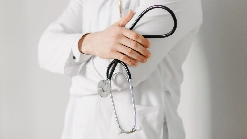 ГД частично запретила дистанционное обучение для врачей и фармацевтов