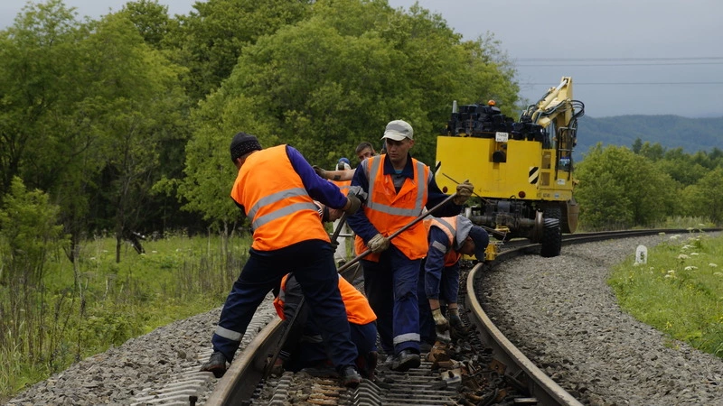 Жд-переезд в северной части Южно-Сахалинска закроют на ремонт