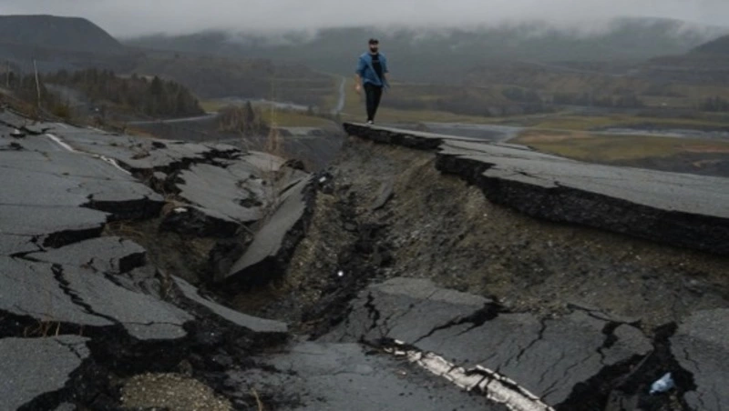 Президент поручил ввести контроль за сейсмоопасными зонами на Сахалине и Камчатке