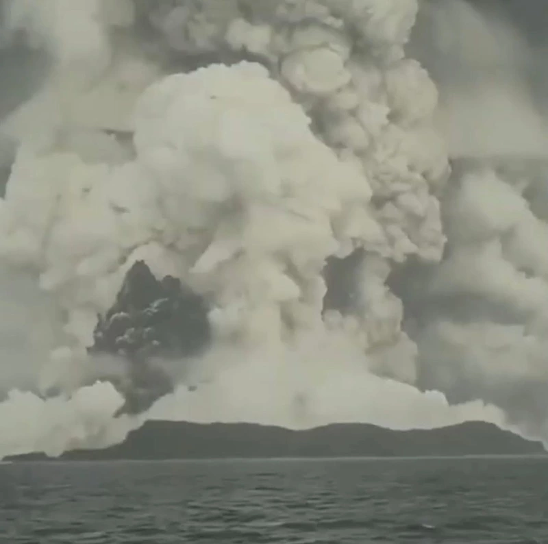 Жителей Итурупа напугали слухами о надвигающемся цунами