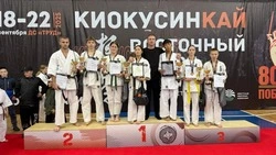 Сахалинские каратисты завоевали 22 награды на всероссийских соревнованиях в Иркутске