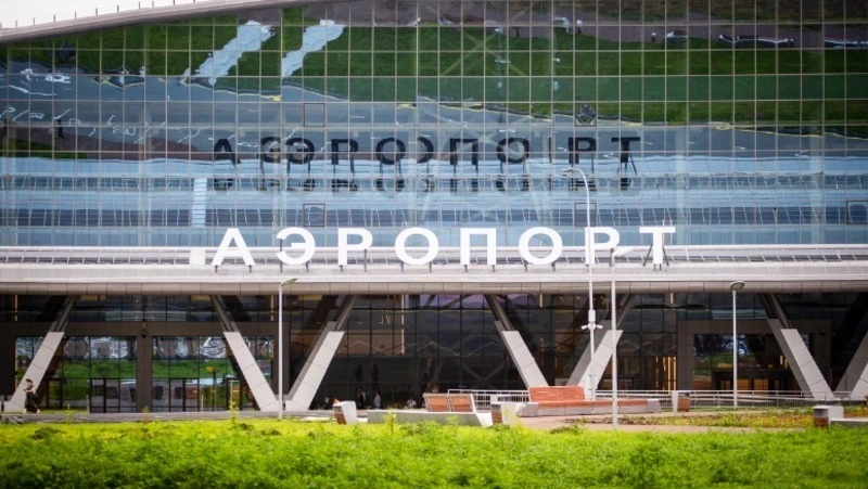 В аэропорту Южно-Сахалинска задержали несколько рейсов из Москвы и обратно 9 июля