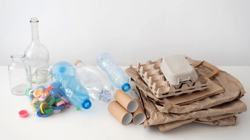 Сахалинцы сдали пять тонн отходов в пункт приема вторсырья за месяц