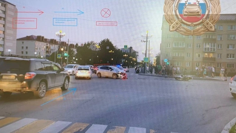 Водитель Honda Fit устроил ДТП с пострадавшим в Южно-Сахалинске 26 июля