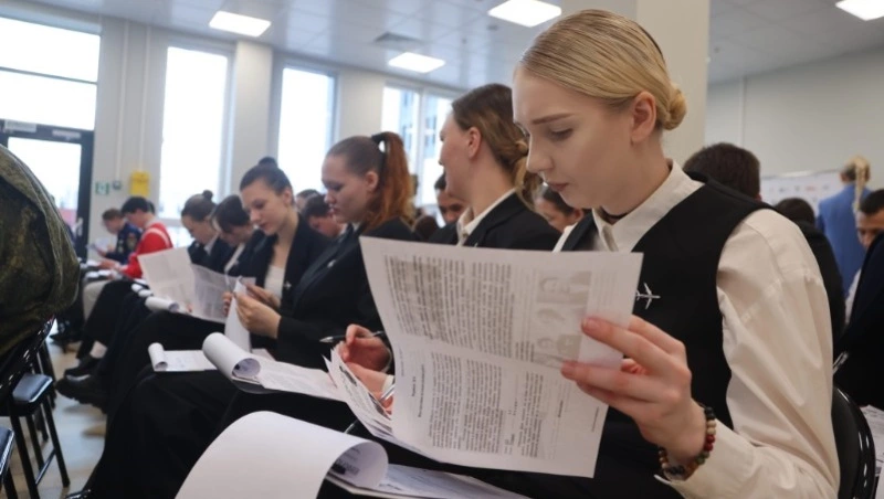 Жители Сахалина и Курил написали «Диктант Победы»