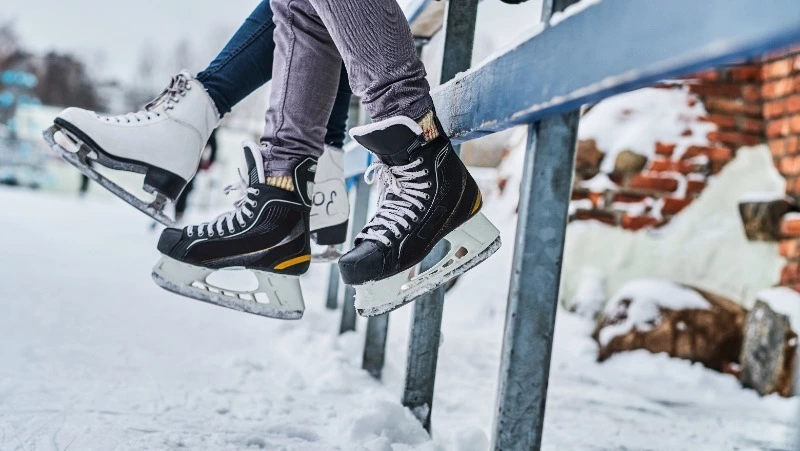 Жители России тратят около 20 тысяч рублей на экипировку для зимнего спорта